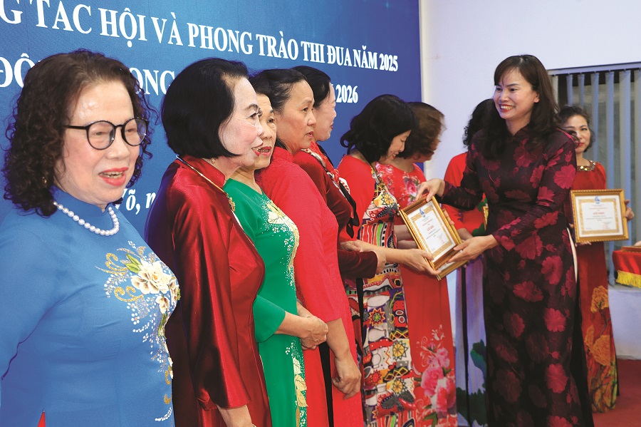 Các cấp Hội Phụ nữ Hà Nội: Quyết tâm thực hiện thắng lợi các nhiệm vụ trọng tâm năm 2026 - 2
