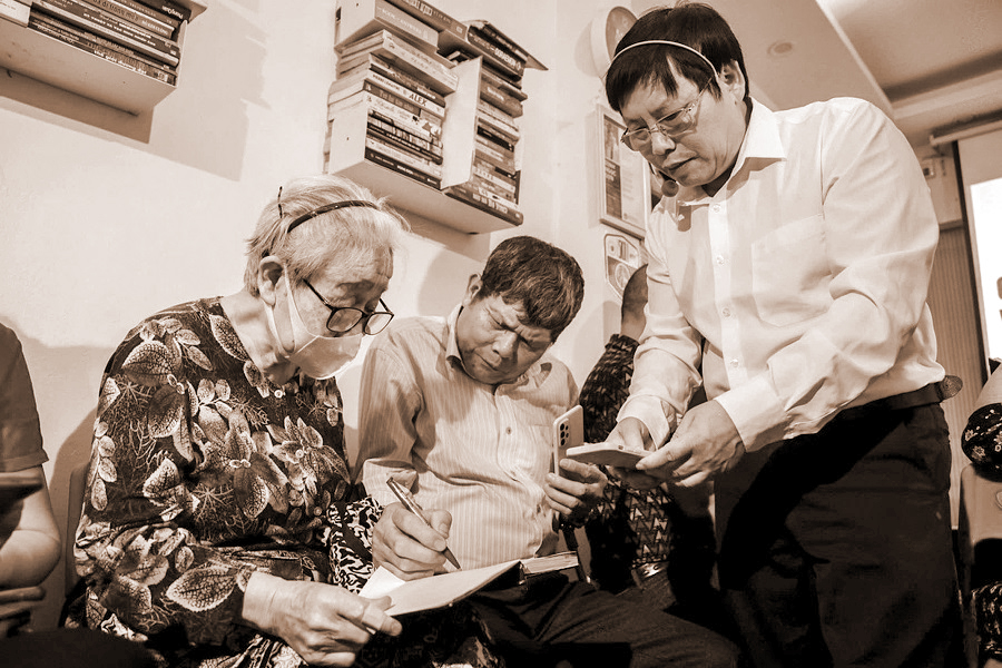 Không ai bị bỏ lại phía sau trong hành trình chuyển đổi số - 1