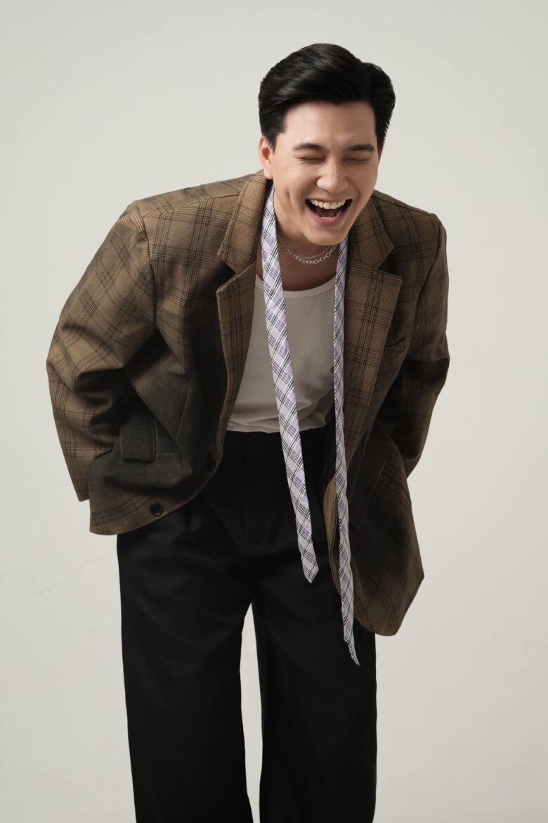 Tổng tài trăng hoa của Cách Em 1 Milimet: Đóng chung phim với diễn viên Ký Sinh Trùng, từng liệt 2 chân do bệnh quái ác - 6