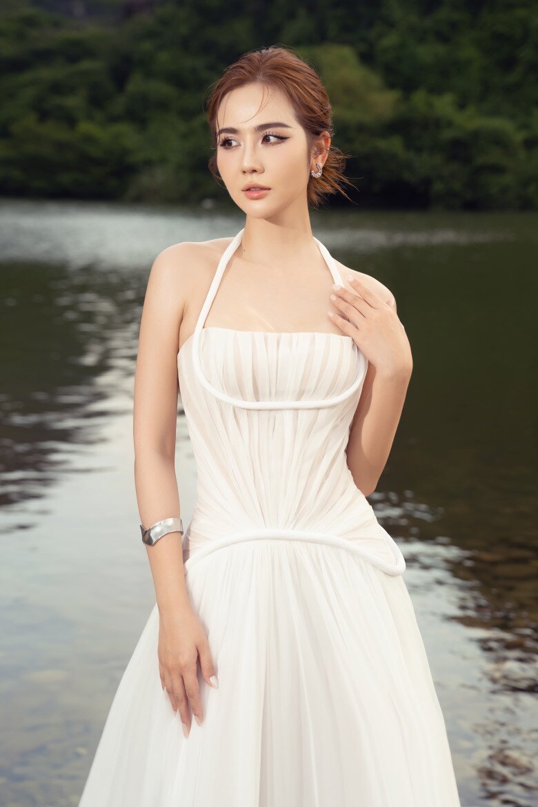 Huyền Lizzie mang &#34;những nỗi đau năm xưa&#34; vào Cách Em 1 Milimet, thừa nhận ngoài đời làm mẹ &#34;khét lẹt&#34; - 4