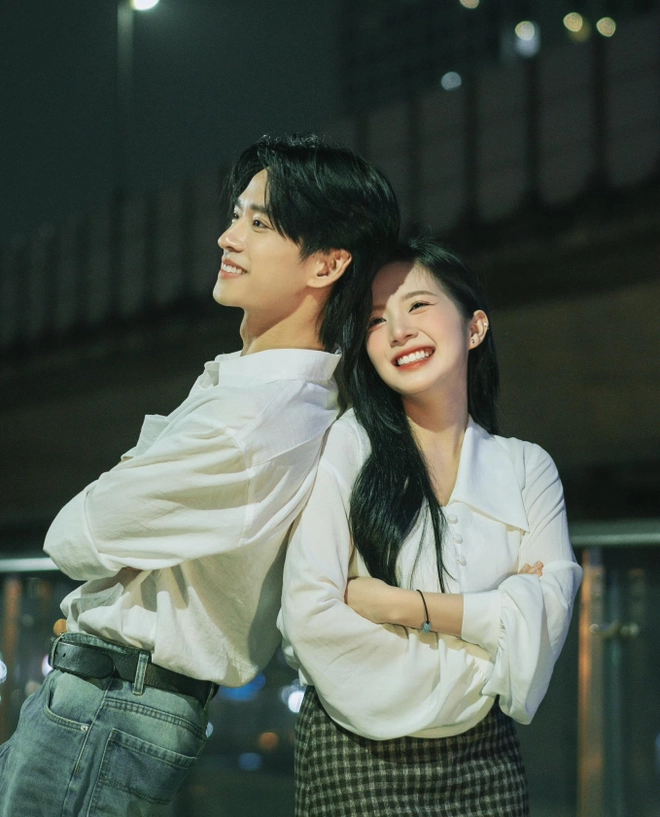 Những "người tình màn ảnh" của Ngọc Huyền trước khi cưới Đình Tú: Có người 2 lần nên duyên, còn được fan "đẩy thuyền" - 6