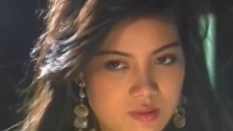 Nhìn lại loạt phim như "vận vào đời" của Trương Ngọc Ánh: Từ Đồng Tiền Xương Máu tới lệnh truy nã trong Hương Ga - 2