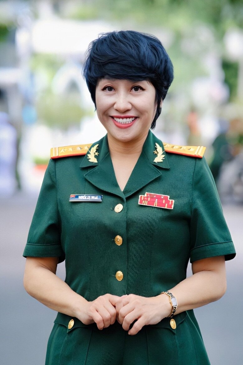 2 NSND cùng tên Thu Hà: Người là &#34;tiểu thư lá ngọc cành vàng&#34; của showbiz, người là Tiến sĩ giữ chức Giám đốc - 11