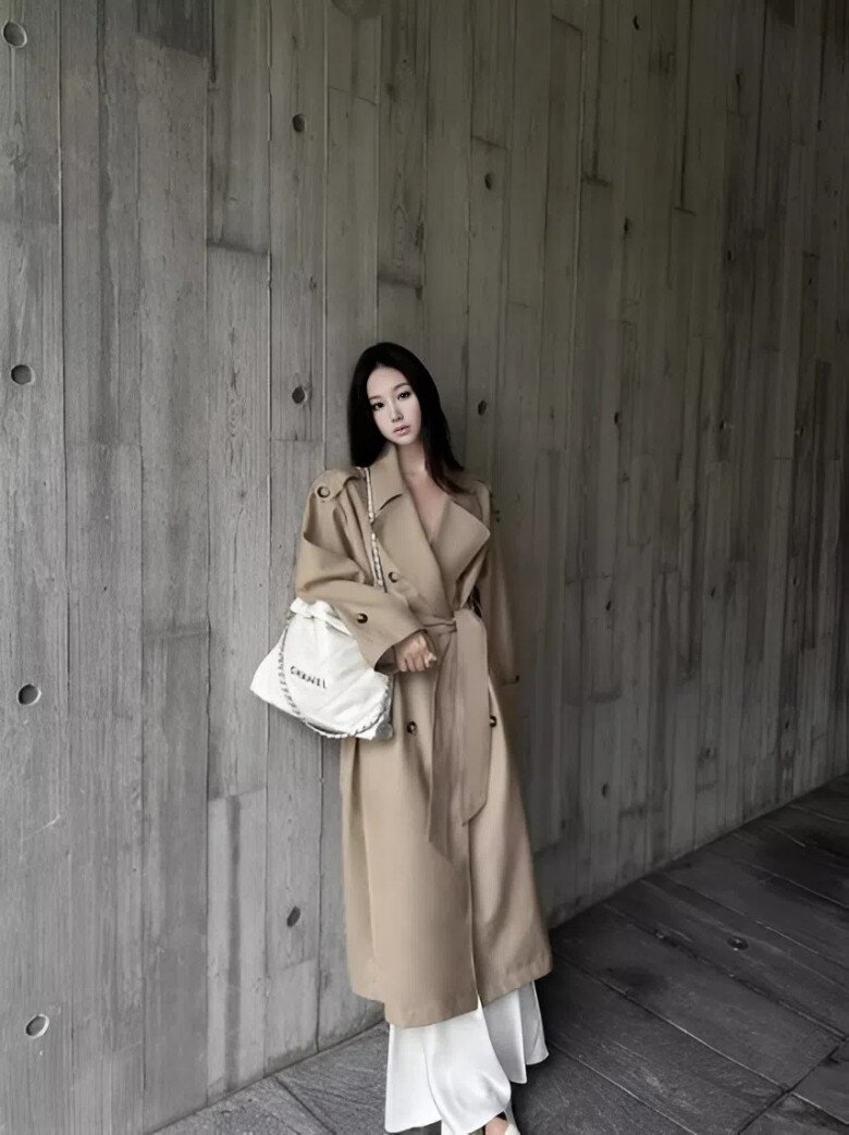 1001 cách phối đồ với chân váy lụa satin vào mùa thu, không phải phụ nữ Pháp vẫn sang chảnh trong từng hơi thở - 3