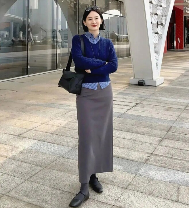 5 combo màu sắc “thần thánh” mùa thu đông giúp chị em 40+ trông trẻ trung như đôi mươi - 15