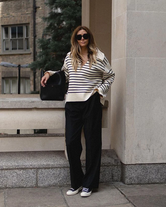 Áo kẻ ngang "phủ sóng" khắp nơi: 10 kiểu phối đồ giúp chị em tuổi nào diện cũng trông trẻ trung, sành điệu - 2