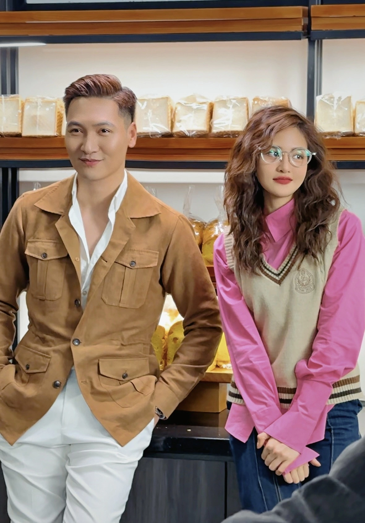 "Bạn gái Mạnh Trường" hiếm hoi khoe nhan sắc mẹ ruột trẻ đẹp như chị em sinh đôi khiến con gái cũng phải "xách dép" - 7