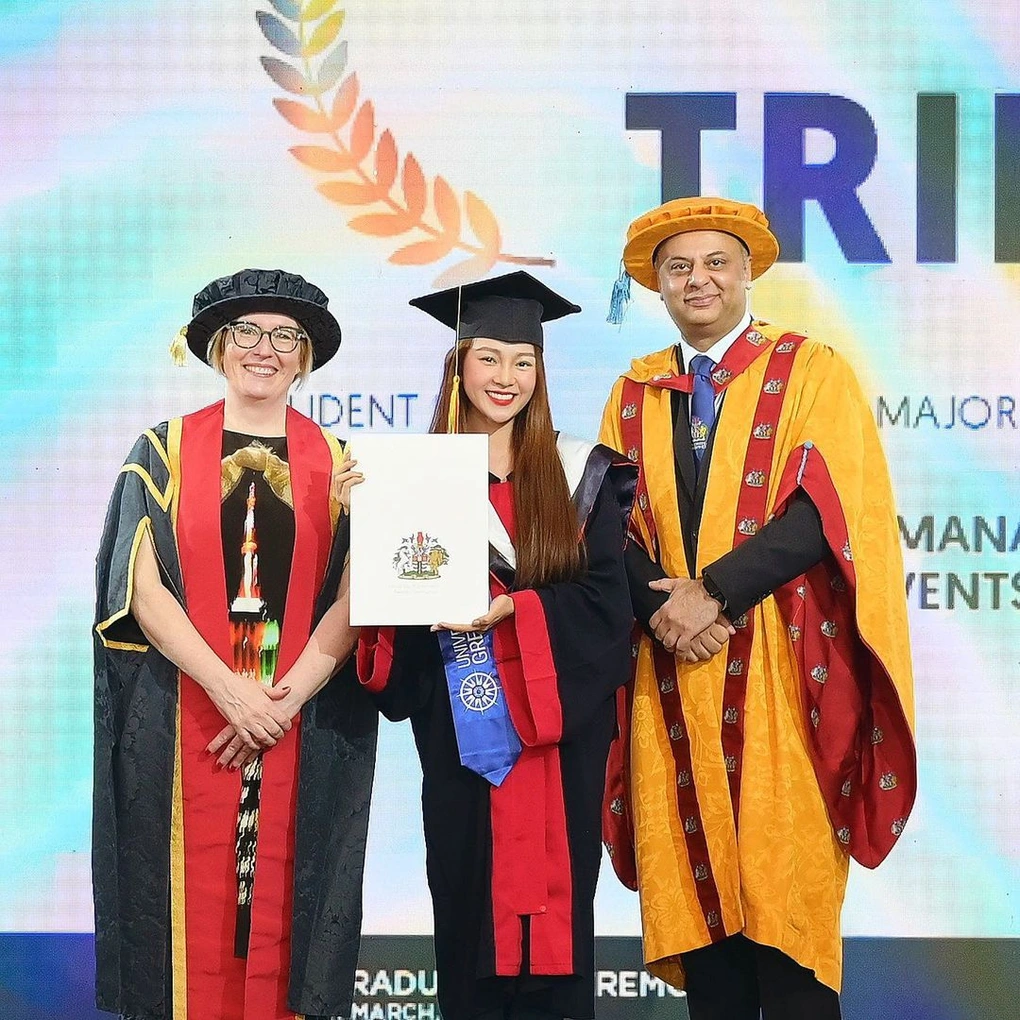 &#34;Bản sao Angela Phương Trinh&#34; 15 tuổi nổi tiếng khắp nước, dậy thì thành công với nhan sắc tinh hoa hội tụ của loạt mỹ nhân - 6