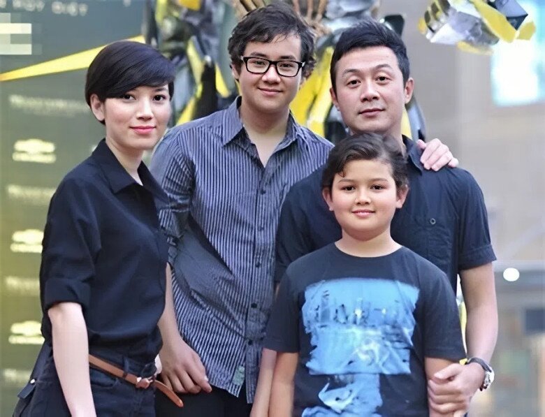 Cô gái lai Pháp đi thi Hoa hậu rồi cưới luôn nam MC VTV đình đám hơn 14 tuổi, nhan sắc hiện tại gây ngỡ ngàng - 11