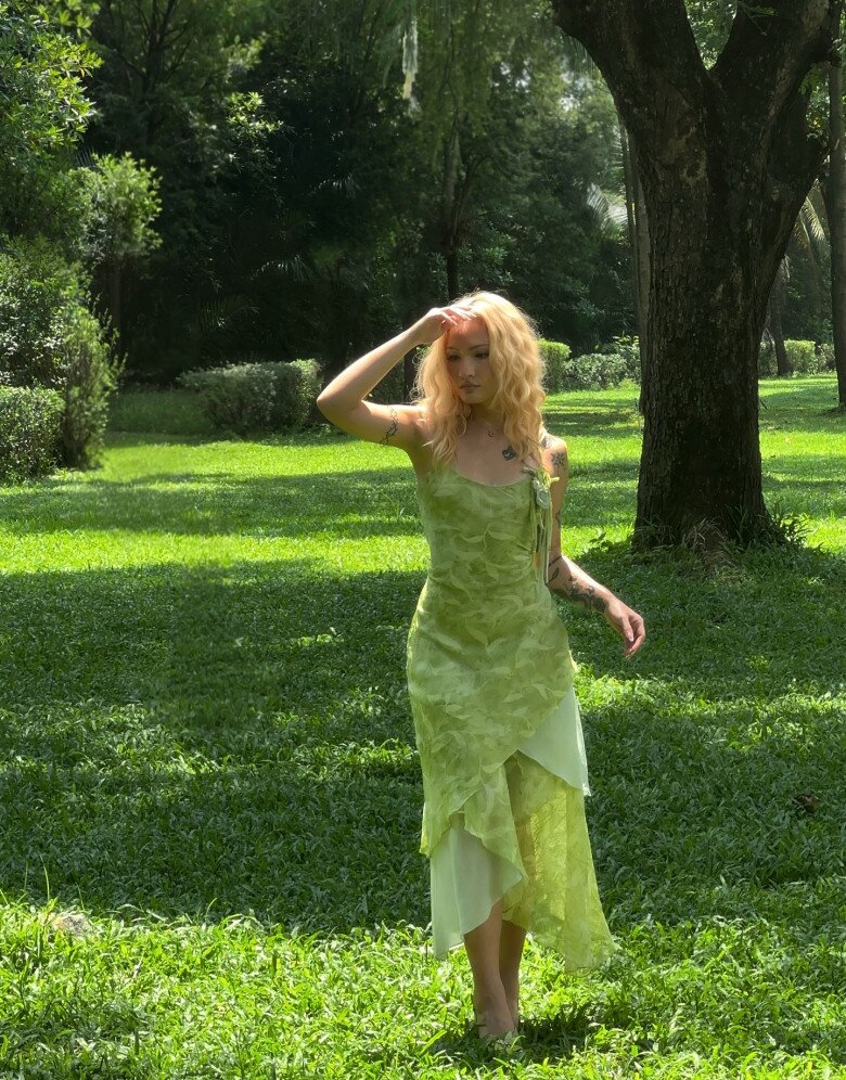 Cô “vợ” lai Việt - Đức của diễn viên Quốc Khánh tóc vàng hoe như Tây, body tuổi 28 hoàn hảo đến từng centimet - 12