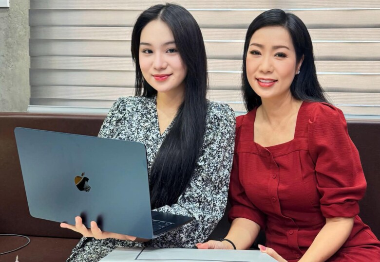 Con gái đại gia ngành nhựa có mẹ là Á hậu, xưa mũm mĩm nay tuổi 23 "chân dài như sếu", có điểm đẹp lấn át mẹ - 11