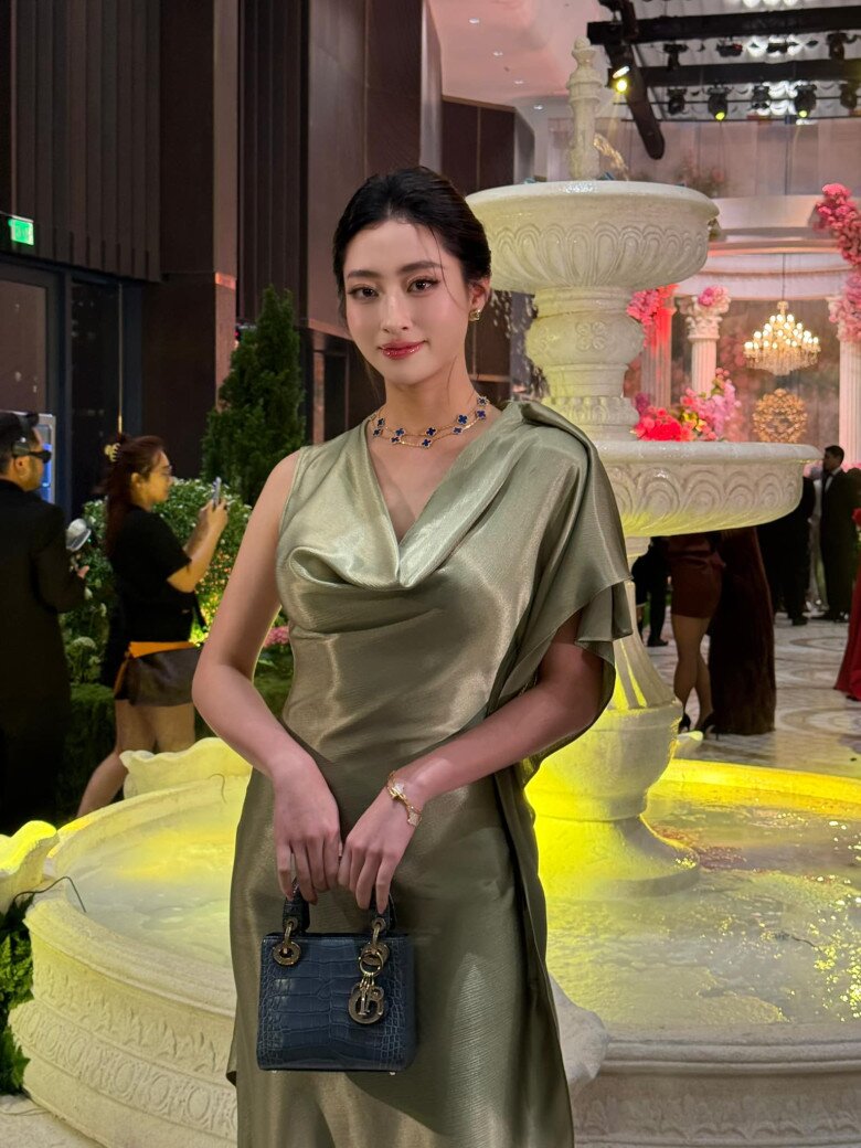 Mỹ nhân Việt lên đồ sang chảnh dự đám cưới Tiên Nguyễn: 2 con dâu nhà tỷ phú một 9 một 10, Quỳnh Anh Shyn hở bạo - 6