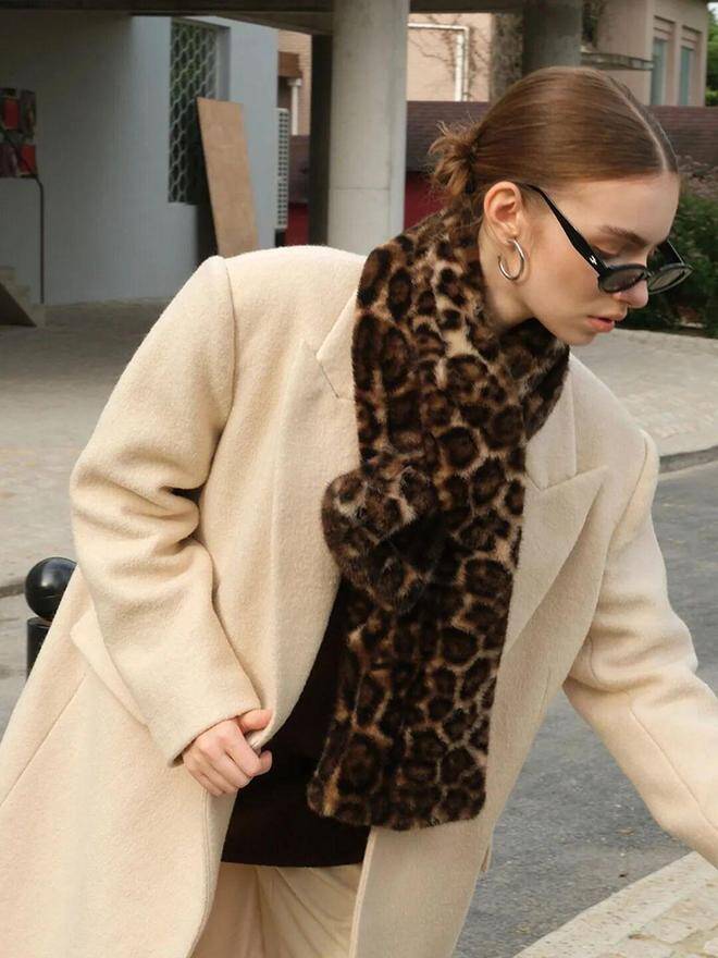 Món đồ mọi phụ nữ có gu thẩm mỹ đều sở hữu vào thu đông này, chị em chỉ cần sắm 1 món cũng đẹp suốt mùa - 14