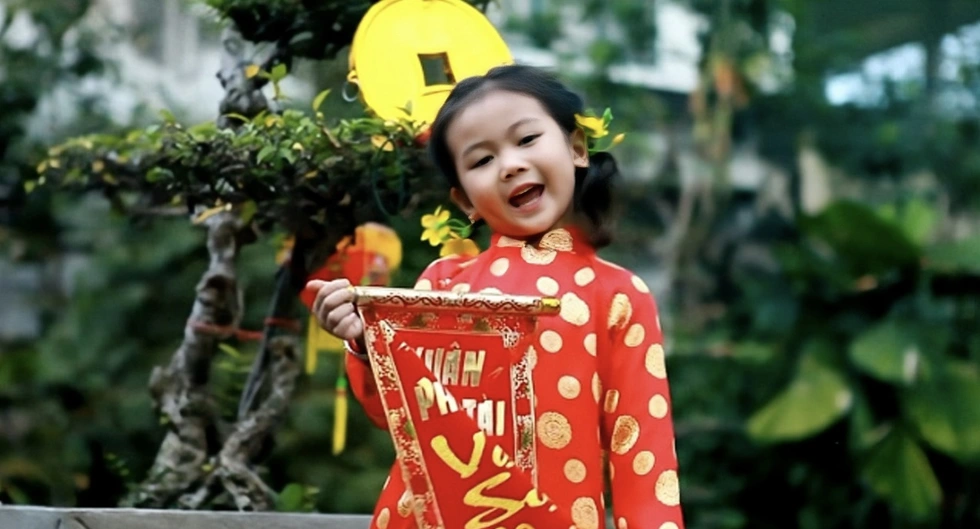 Em bé &#34;triệu view&#34; Bảo An phúng phính, đáng yêu ngày nào giờ dậy thì thành công với nhan sắc gây bất ngờ - 5