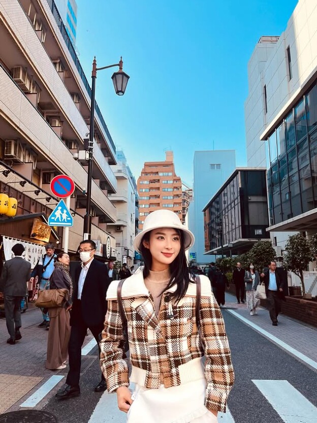 Gu ăn mặc trái ngược của &#34;con gái ông trùm&#34; hot nhất Việt Nam: Trên phim cực &#34;ngầu&#34;, ngoài đời quyến rũ vô đối - 13