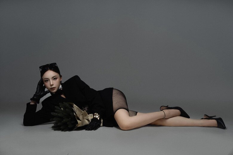 &#34;Hoa khôi bắn súng&#34; 2k4 mang hàm Thượng úy, gây bất ngờ với diện mạo đời thường đẹp như hoa hậu, chân dài chuẩn mẫu - 16