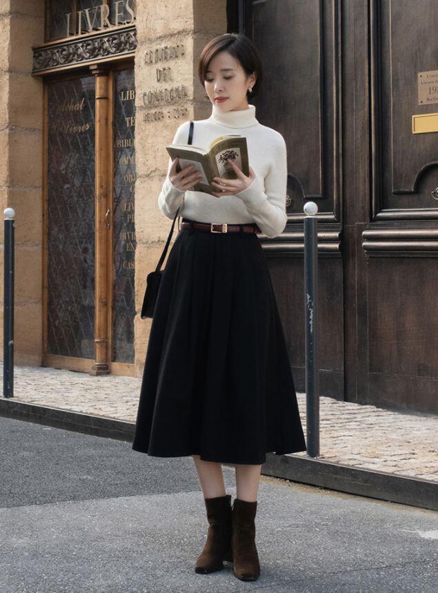 Khi đi làm, tôi mới biết phụ nữ công sở có gu ăn mặc không bao giờ đi giày bệt với váy dài, họ thích 3 kiểu này hơn - 5