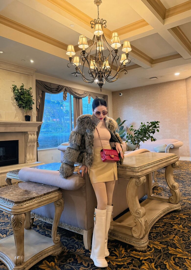 Mặc áo khoác lông vừa sang vừa trẻ như mỹ nhân Việt, chị em hóa thành quý cô &#34;giàu ngầm&#34; - 1