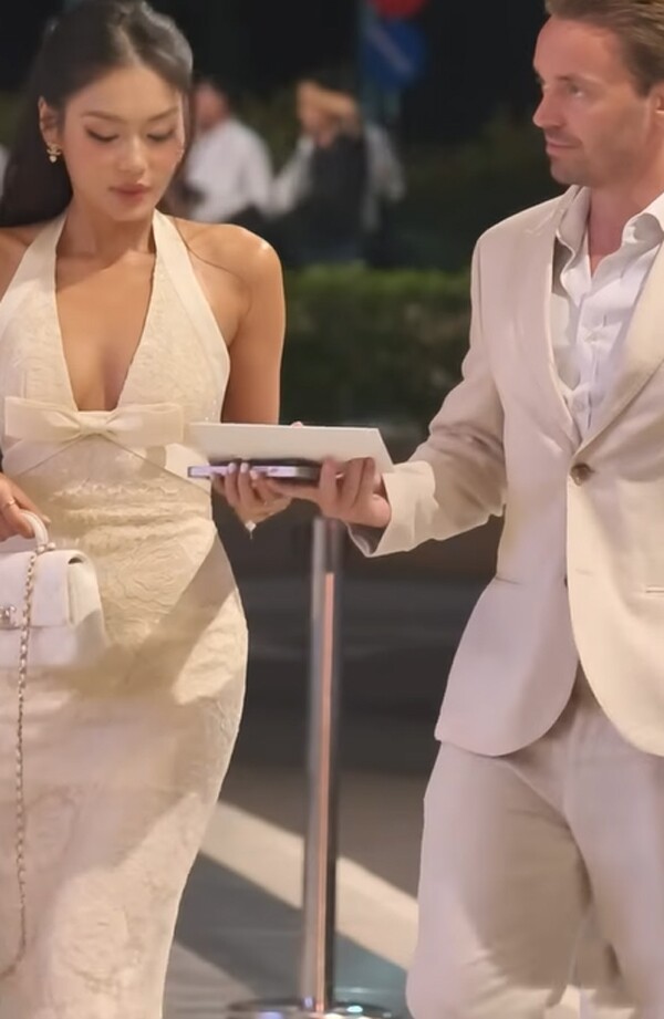 Mỹ nhân Việt lên đồ sang chảnh dự đám cưới Tiên Nguyễn: 2 con dâu nhà tỷ phú một 9 một 10, Quỳnh Anh Shyn hở bạo - 12