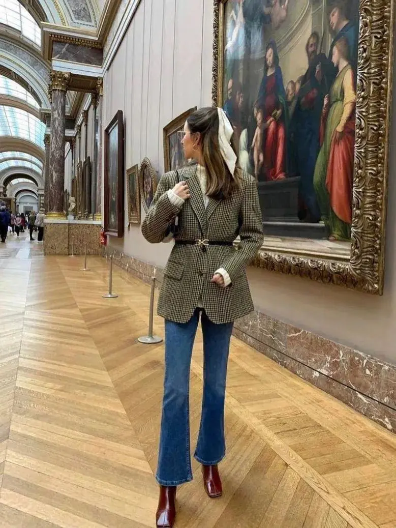 Làm thế nào để mang bốt ngắn mà không khiến chân còn "một mẩu"? 3 kiểu quần diện với bốt giúp kéo dài cả người - 2