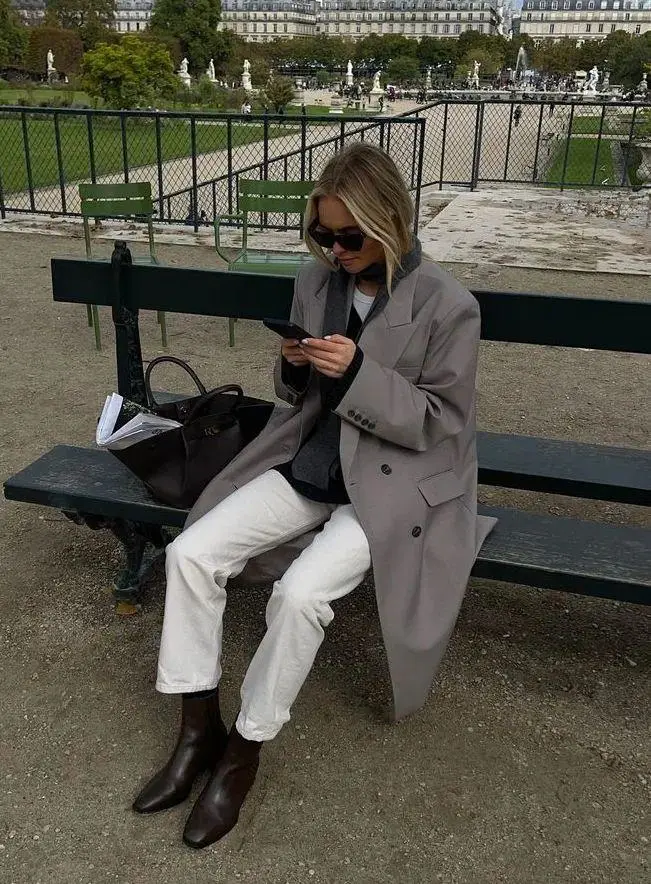 Làm thế nào để mang bốt ngắn mà không khiến chân còn "một mẩu"? 3 kiểu quần diện với bốt giúp kéo dài cả người - 11