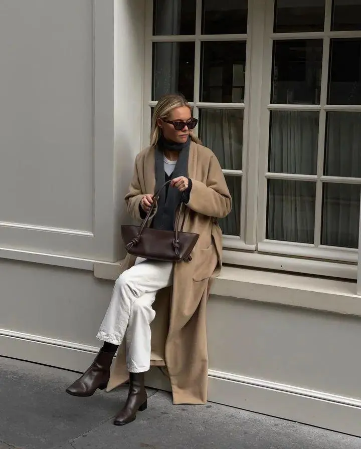 Làm thế nào để mang bốt ngắn mà không khiến chân còn "một mẩu"? 3 kiểu quần diện với bốt giúp kéo dài cả người - 13