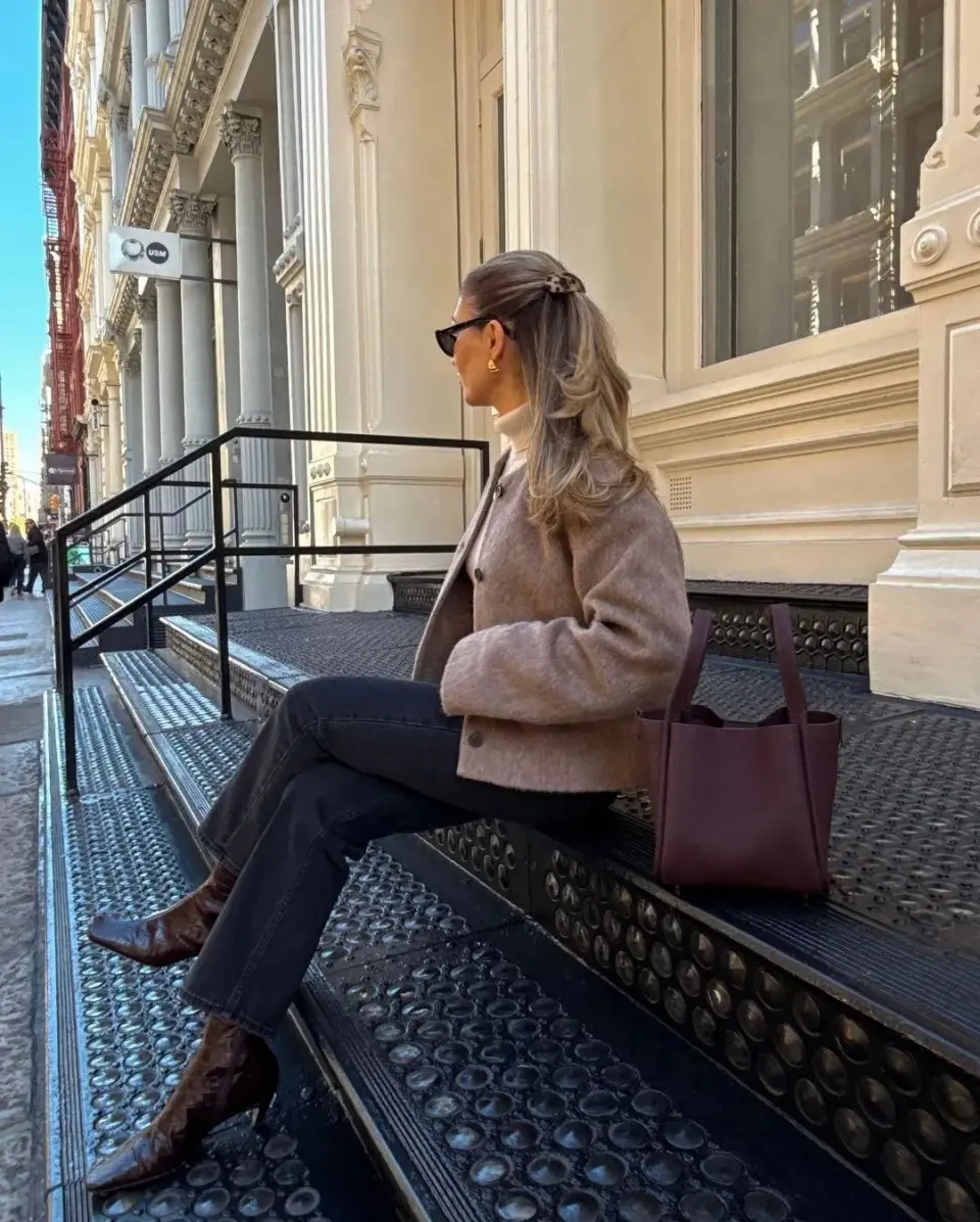 Làm thế nào để mang bốt ngắn mà không khiến chân còn "một mẩu"? 3 kiểu quần diện với bốt giúp kéo dài cả người - 14