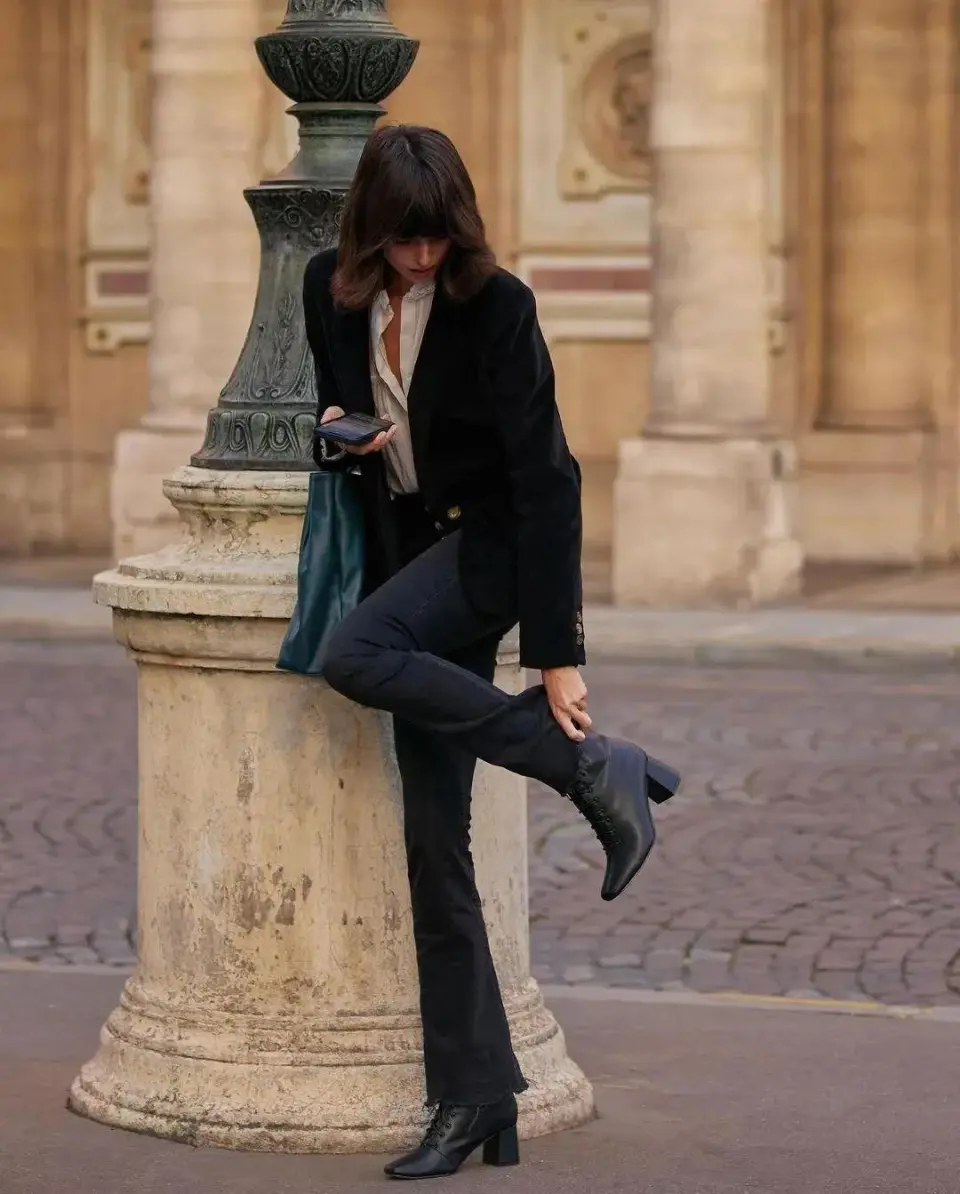 Làm thế nào để mang bốt ngắn mà không khiến chân còn "một mẩu"? 3 kiểu quần diện với bốt giúp kéo dài cả người - 1