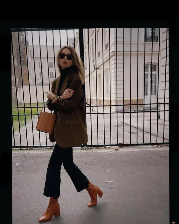 Làm thế nào để mang bốt ngắn mà không khiến chân còn "một mẩu"? 3 kiểu quần diện với bốt giúp kéo dài cả người - 3