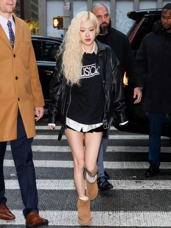 Những phụ nữ sành điệu trên khắp thế giới đều mang kiểu giày này mùa đông, chúng hợp với mọi thứ bạn có trong tủ đồ - 5