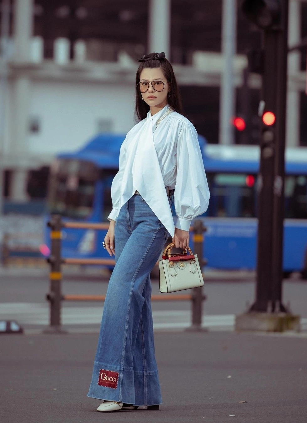 Nữ thần Vpop U40 đẹp chấp cả dàn hoa hậu, sở hữu hàng hiệu "khủng" không kém ai, nay yêu đạo diễn trăm tỷ - 24