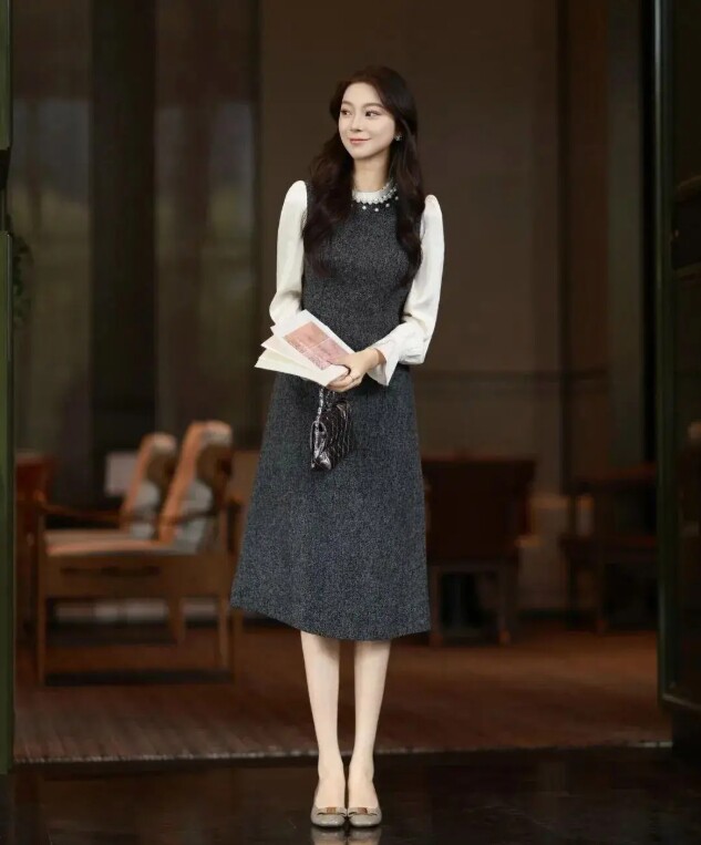 Lạnh này mặc gì đi làm? 20 outfit "ruột" của các blogger thời trang cao dưới 1m60 mà "hack" dáng như 1m70 - 9