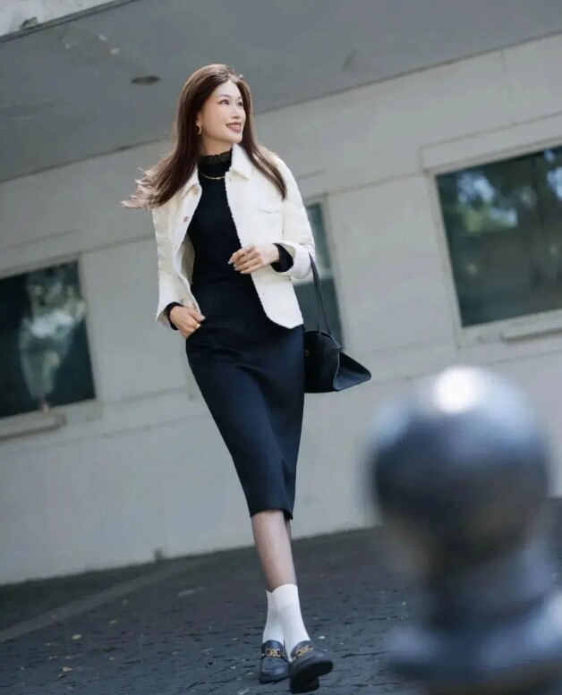 Lạnh này mặc gì đi làm? 20 outfit "ruột" của các blogger thời trang cao dưới 1m60 mà "hack" dáng như 1m70 - 19