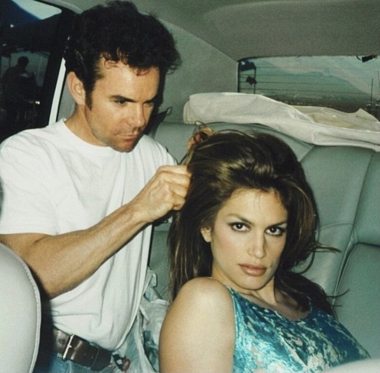 Da đầu bết mà ngọn tóc khô xơ, chuyên gia tóc Hollywood bật mí 3 bí kíp giúp tóc suôn mượt, bồng bềnh - 1