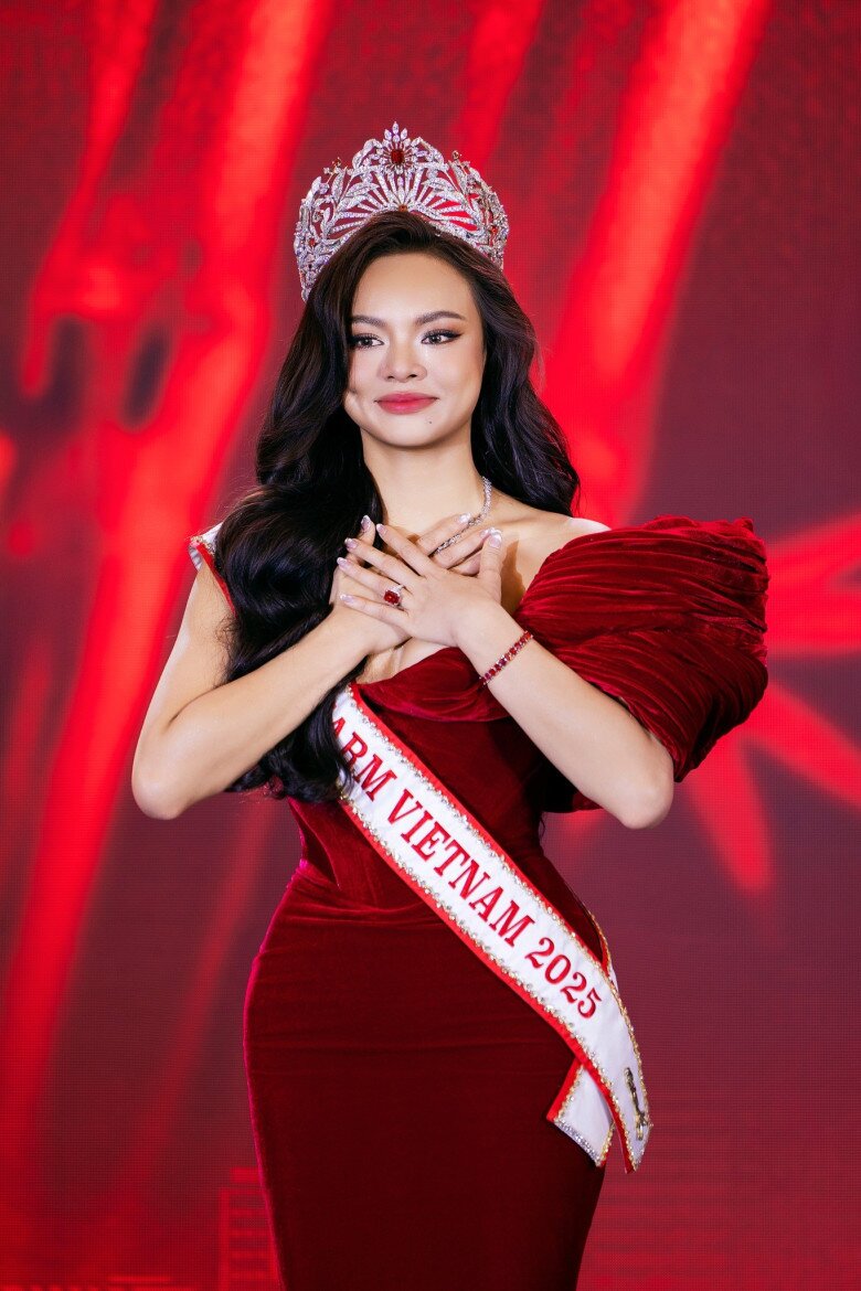 Trực tiếp Chung kết Miss Charm 2025: Ai sẽ giành được vương miện? - 1