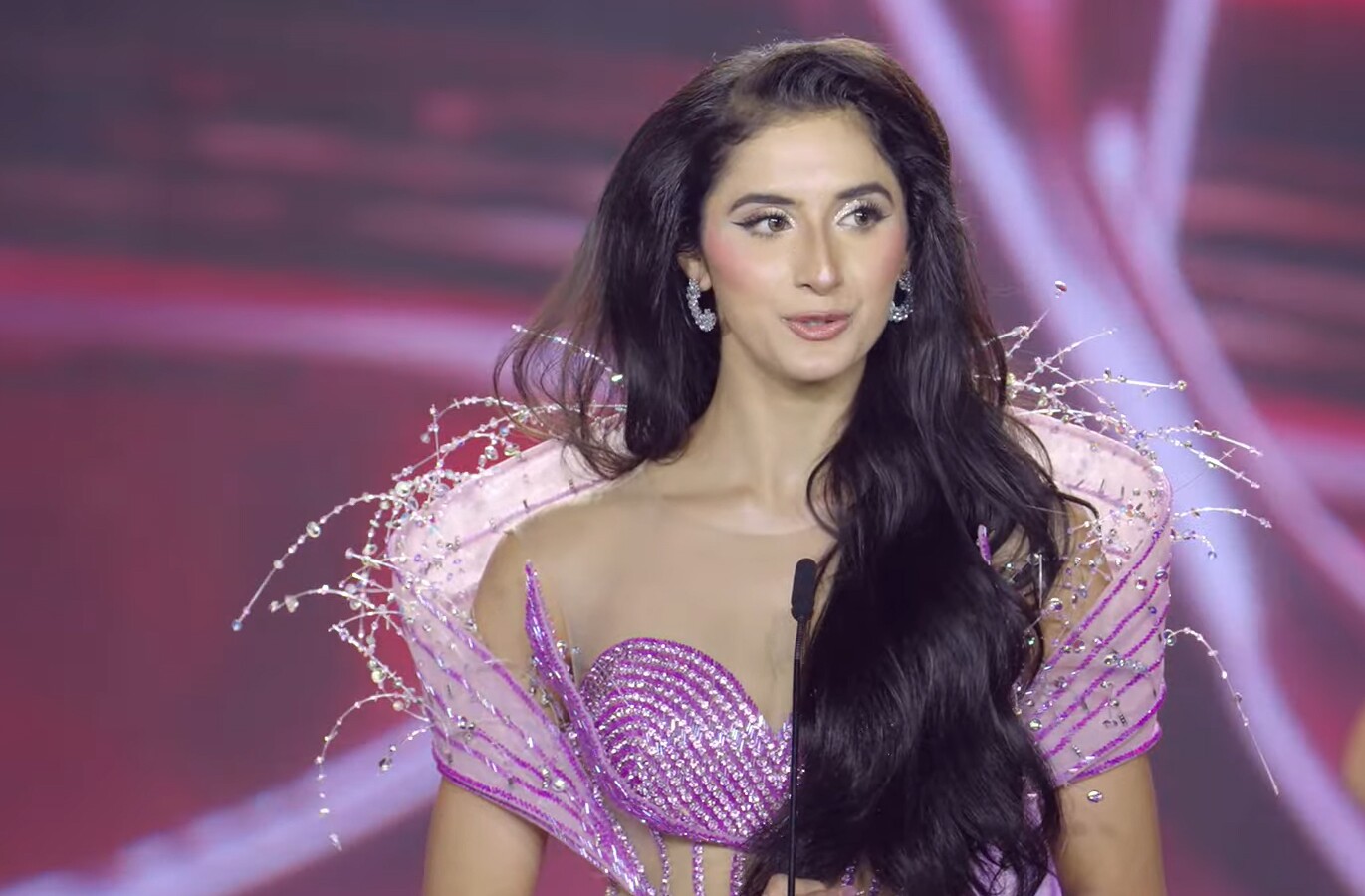 Trực tiếp Chung kết Miss Charm 2025: Mai Ngô có thành tích dù trượt Top 5, Tân Hoa hậu gọi tên người đẹp đến từ Venezuela - 13