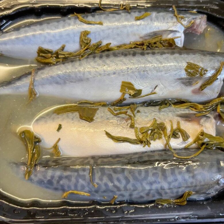 Cách kho cá nục mềm rục xương, thịt không nát hay tanh lại thơm ngon chỉ với vài chiêu đơn giản, ăn tốn cơm vô cùng - 1