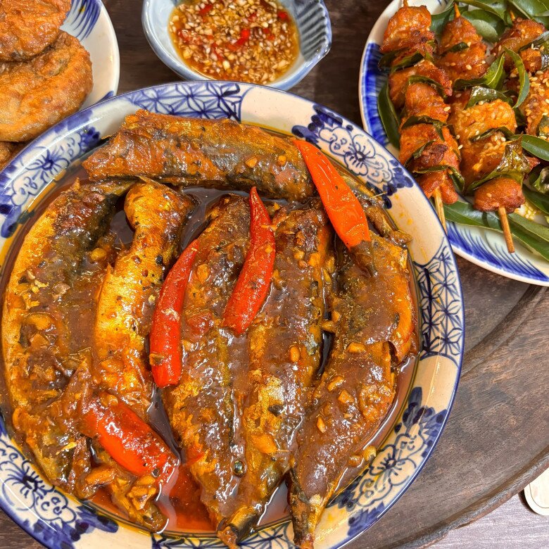 Cách kho cá nục mềm rục xương, thịt không nát hay tanh lại thơm ngon chỉ với vài chiêu đơn giản, ăn tốn cơm vô cùng - 6