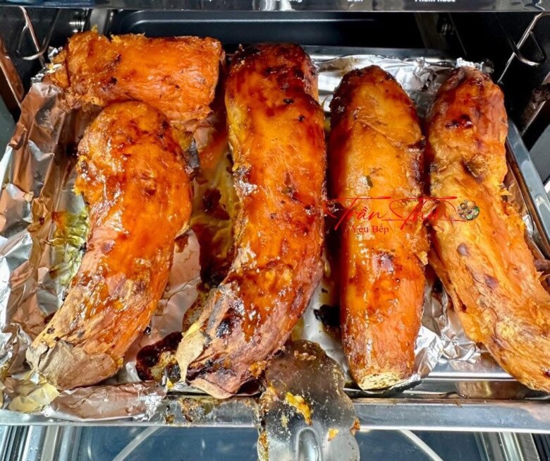 Cách nướng khoai róc vỏ, tươm mật của mẹ đảm, nhìn chỉ muốn làm thử ngay! - 6