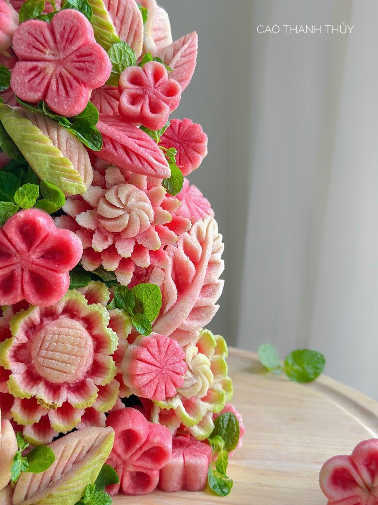 Cách tỉa cây thông Noel từ ổi không hề khó mà đẹp hút hồn của mẹ đảm, ai thích hãy thử ngay! - 9