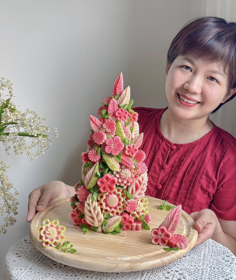 Cách tỉa cây thông Noel từ ổi không hề khó mà đẹp hút hồn của mẹ đảm, ai thích hãy thử ngay! - 1