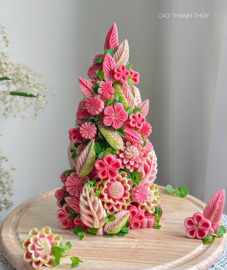 Cách tỉa cây thông Noel từ ổi không hề khó mà đẹp hút hồn của mẹ đảm, ai thích hãy thử ngay! - 8