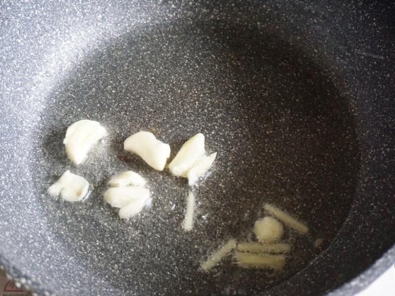 Củ này có giá 25.000đ/kg, người Nhật gọi là “củ trường sinh”, nấu lên thơm bở thịt chẳng ngon bằng - 3