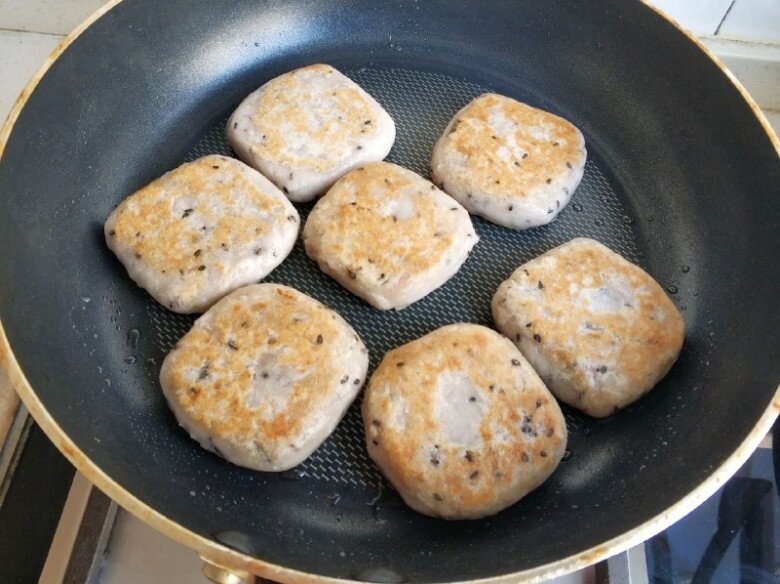 Củ này có giá 30.000đ/kg, người Nhật gọi là “củ trường sinh”, nấu lên vị ngon hơn đứt thịt lợn - 9