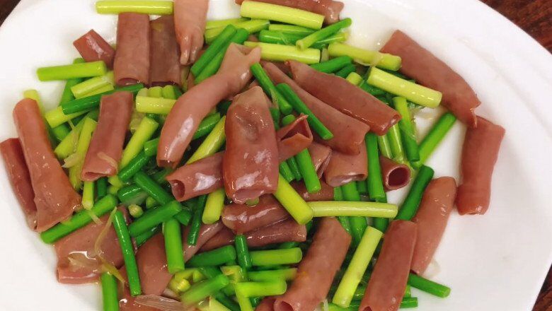 Đặc sản có tên "ngượng đỏ mặt", toàn thân không xương, ăn sống hay chín đều được, giá khoảng 200.000 đồng - 5