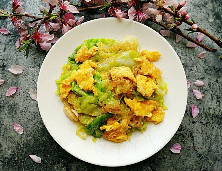 Đi chợ gặp rau siêu giàu vitamin C này mua ngay, xào cực ngon lại tốt cho tiêu hóa - 5