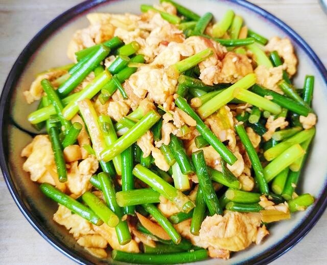 Không chỉ mướp đắng, rau này xào trứng ngon bất chấp, thỉnh thoảng ăn cực tốt cho sức khỏe - 6