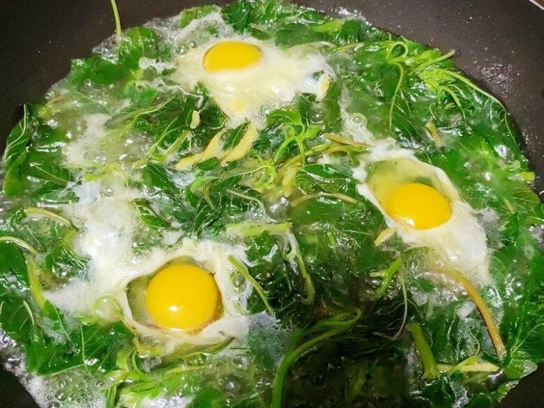 Lá này axit folic gấp 46 lần dưa chuột, giá rẻ bằng ½ rau muống, đem nấu canh được món ngon bổ rẻ - 7