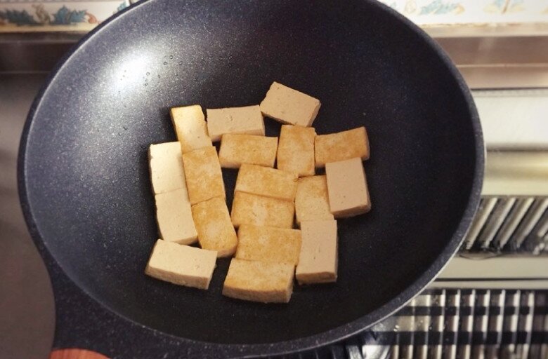 Là rau nhưng vitamin C cực cao, đem xào với kiểu này vừa ngon bổ lại đẹp da - 5