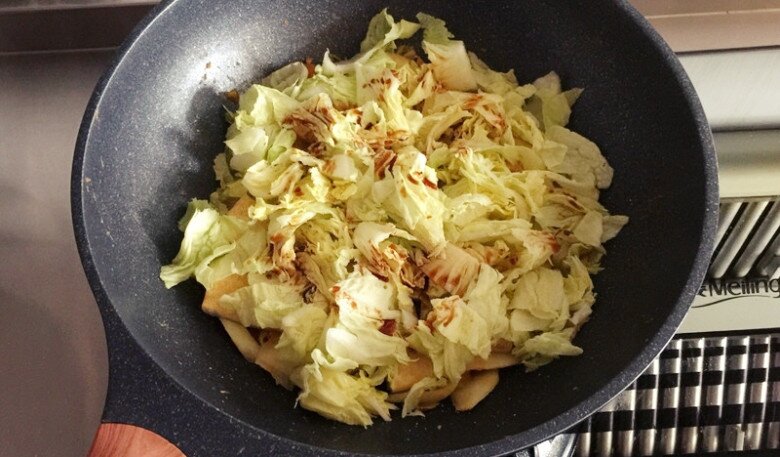 Là rau nhưng vitamin C cực cao, đem xào với kiểu này vừa ngon bổ lại đẹp da - 10